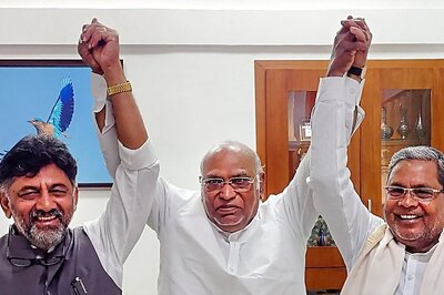 Congress in Karnataka Looks at Inducting Leaders from Opposition to Shore Up LS Election Prospects