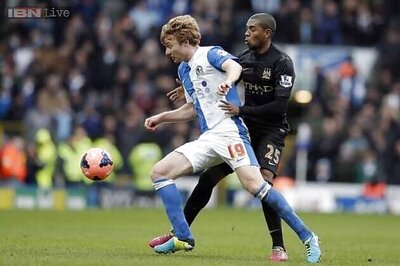 City's Fernandinho in fitness race for Barcelona clash