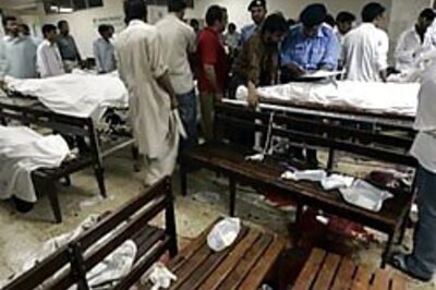 Pak on alert, security at VIP locations up | Zardari may delay US visit