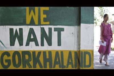 'Give Gorkhaland'