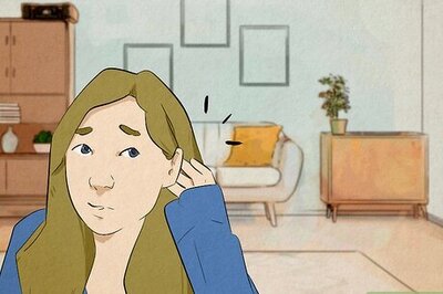 12 Signs Your House May Be Haunted