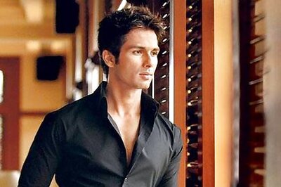 I've met Huma Qureshi only twice, says Shahid Kapoor