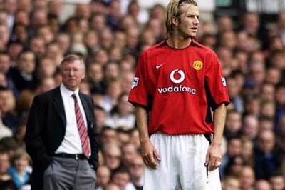 Beckham pays tribute to 'father figure' Ferguson