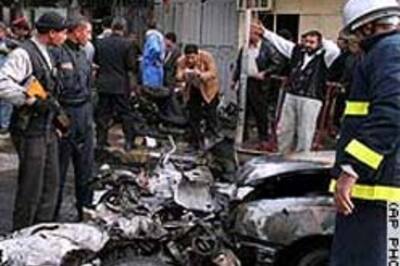 Car bomb kills 5 in holy Iraqi city