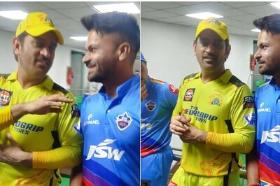 'He Put his Hands Around My Shoulders & Said...': Mukesh Kumar Reveals Golden Advice from 'Dhoni Bhaiya'