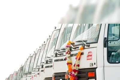 Road Transport Ministry Allows Trailers Carrying 2-Wheelers to Have Upto Three Decks