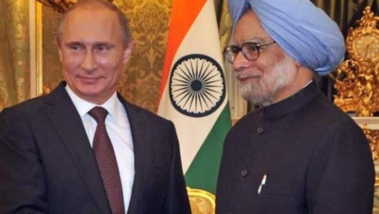 Manmohan, Putin praise each other for bolstering bilateral ties