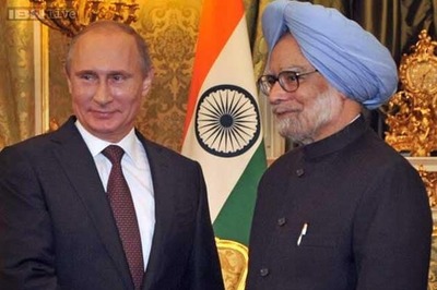 Manmohan, Putin praise each other for bolstering bilateral ties