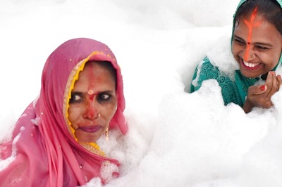 Yamuna Toxic Foam: All You Need to Know About Ammonia Pollution and How it Affects Your Health