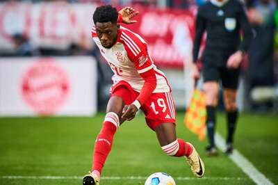 Bayern Munich's Alphonso Davies Ruled Out With Ligament Strain