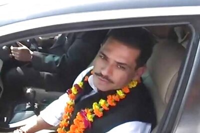 EC clears Vadra land deal Congress demands apology from Modi