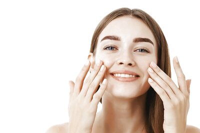 5 Ayurvedic Skin Care Products to Use in Monsoon