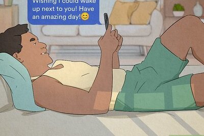 How to Be a Romantic Boyfriend over Text