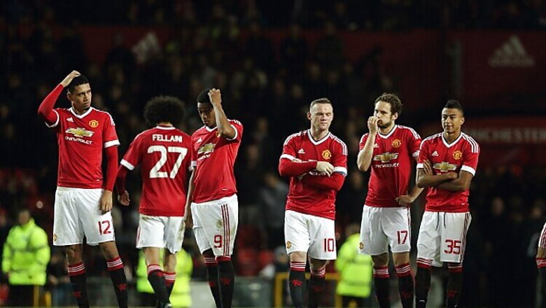 Manchester United stunned in League Cup by Middlesbrough, Klopp tastes first victory
