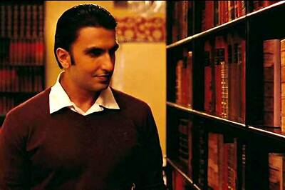 My look in 'Lootera' inspired by Dev Anand and James Dean: Ranveer
