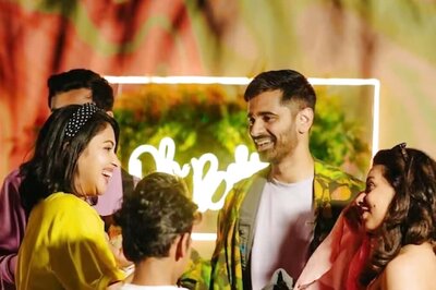 At Pearle Maaney's Grand Baby Shower, Amala Paul Shines In Lemon Green T-Shirt