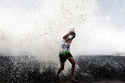 Heavy Rainfall Predicted as Cyclone 'Pabuk' Approaching Andaman and Nicobar Islands
