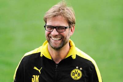 Bayern cannot just brush past us, says Dortmund's Klopp