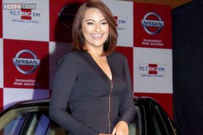 Look of the day: Sonakshi Sinha flaunts her svelte figure in Nikhil  Thampi dress