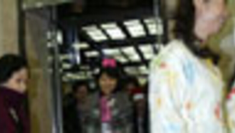 Chinese told not to wear pyjamas in public