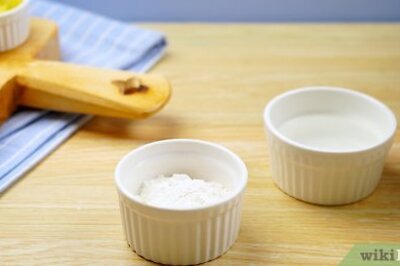 How to Thicken Sauce with Flour