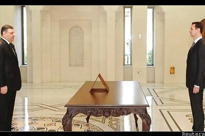 Sacked Syrian PM defects to Jordan