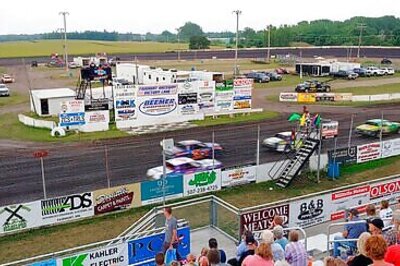 Racetrack Promoter Sorry For Backing Announcer's Racist Rant