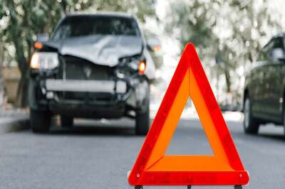 3 Persons Killed, 2 Injured as Car Collides with Truck on Mumbai-Ahmedabad Highway