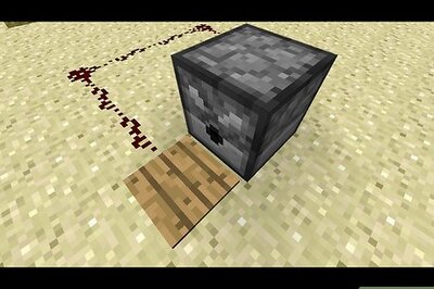 How to Make a Redstone Dispenser Loop in Minecraft