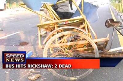 Bus hits rickshaw, two die in Noida