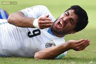 World Cup 2014: Uruguay defend Luis Suarez as FIFA scrambles