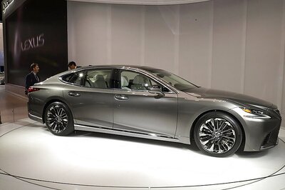 Detroit Auto Show 2017: Lexus LS Combines Luxury and Tech