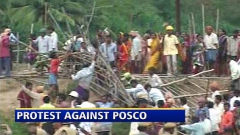 Orissa CM meets PM; discusses Posco, Vedanta