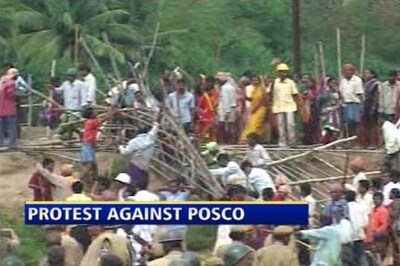 Orissa CM meets PM; discusses Posco, Vedanta