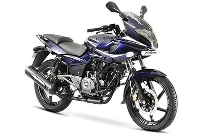 Bharat Stage IV Compliant 2017 Bajaj Pulsar 220F Launched