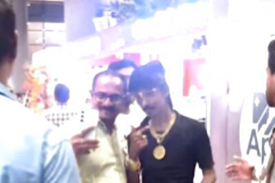 Indian Hockey Star Says Fans Chose Dolly Chaiwala Over Team for Selfies: 'Didn't Recognise Us'