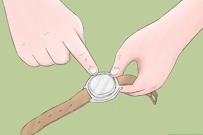 3 Easy Ways to Open the Back of a Watch With Household Items