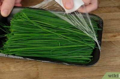 How to Cut Chives