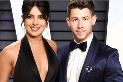 Priyanka Chopra Cracks Up As Nick Jonas Teaches Jimmy Fallon Bollywood Dancing: 'Oh He Knows'