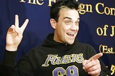 So sweet! Robbie fights addiction