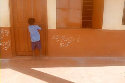 Miscreants Write 'Pakistan Zindabad' on Wall and Door of K'taka School, Complaint Filed