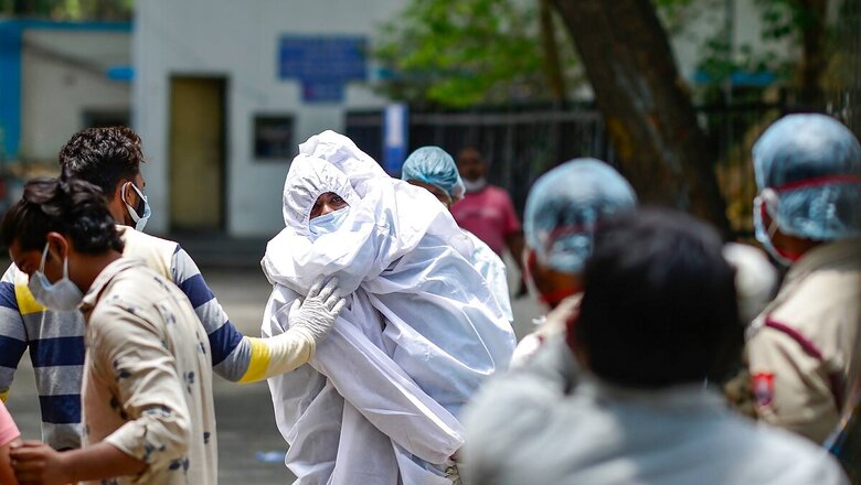 Long Working Hours, Cries for Help: Delhi Doctors Open Up on Mental Stress of Agonising Covid Duty
