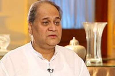 No division between sons: Rahul Bajaj