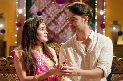 Shaheer Sheikh Wraps up 'Yeh Rishtey Hai Pyaar Ke' Shoot, Says 'All Good Things Come to End'