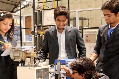 Vocational Training Much Needed in India to Cut Dependence on Jobs in Traditional Sectors