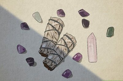 How to Use Sage to Cleanse Your Home of Bad Vibes