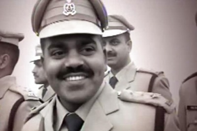 UP govt offers jobs to slain DSP's wife and brother