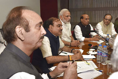 Surgical Strikes: Political Parties Speak in One Voice, Mehbooba Strikes Note of Caution