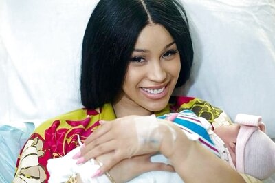 Cardi B Welcomes Baby Girl a Month After Divorce, Shares FIRST Photo: ‘Prettiest Lil Thing’