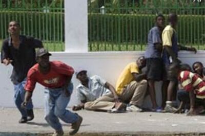 Haitians storm presidential palace, riot over price rise